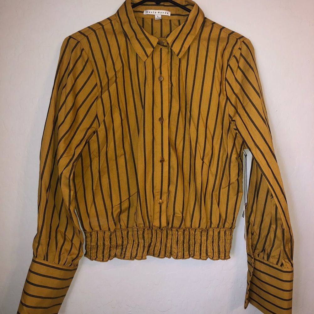 Womens haute monde mustard yellow button up blouse